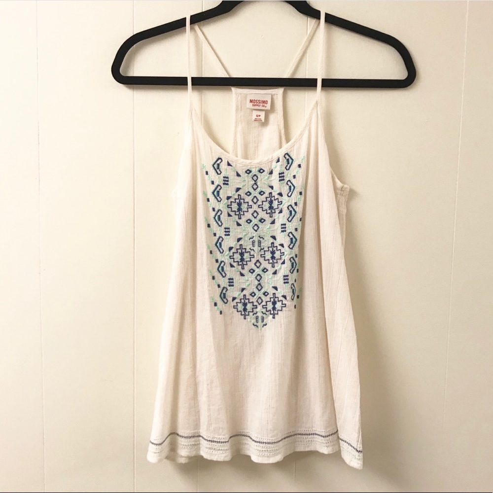 Mossimo Embroidered Top NWOT